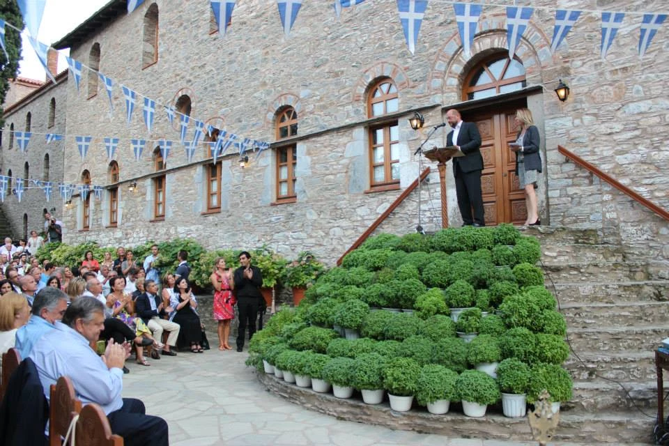 Ο Μάρτιν Σουλτς από τη Σκιάθο: Τα εγκλήματα του Β’ Παγκοσμίου πολέμου είναι όνειδος για κάθε Γερμανό